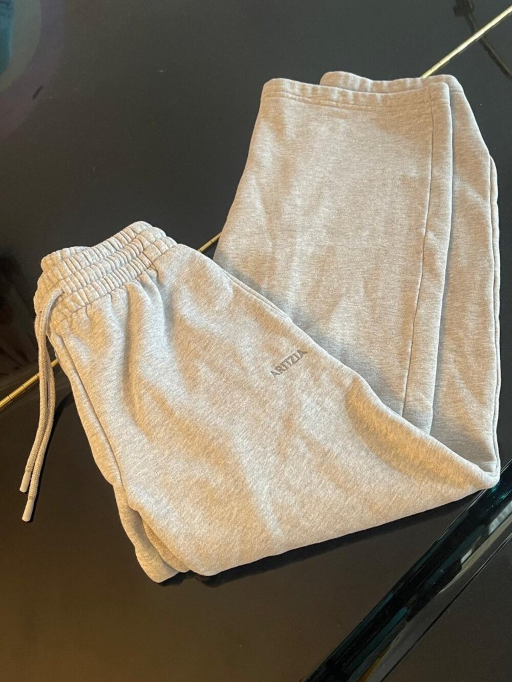 Aritzia  Boyfriend Fit 2XS - Grey